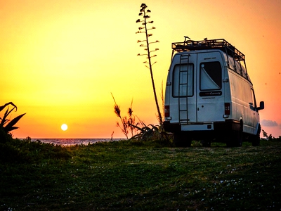 WohnMobil ABC < Wohnmobil Zubehör - allerlei Helfer für den Urlaub